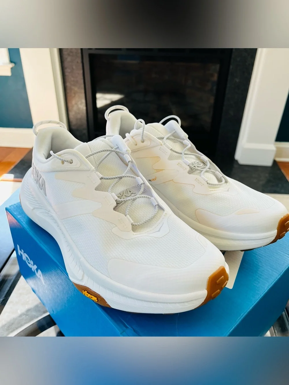Sz 8 Hoka One One Women's Transport 1123154/WWH White